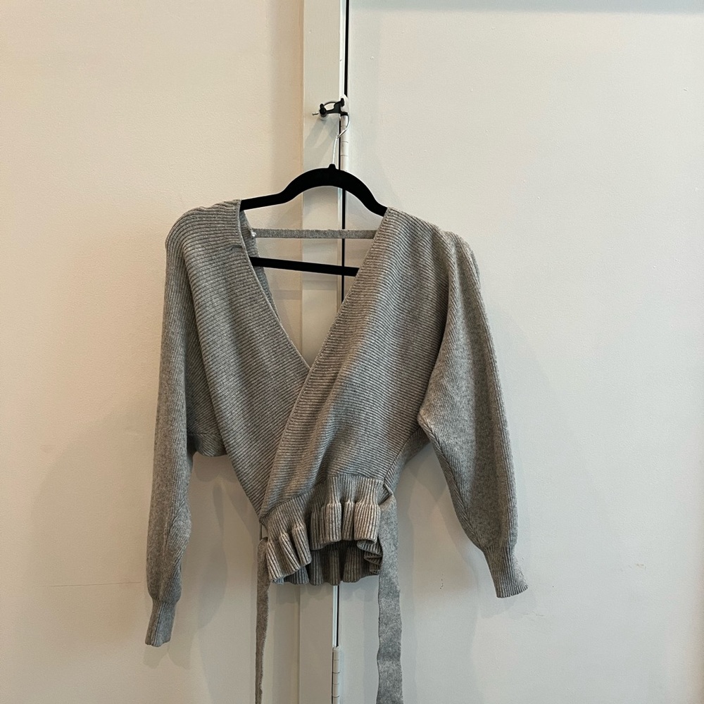 Lulus gray sweater, XS